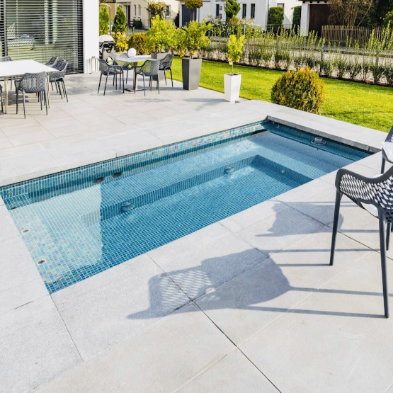 Nowoczesne mini baseny do ogrodu klasy premium. Zapraszamy już dziś!